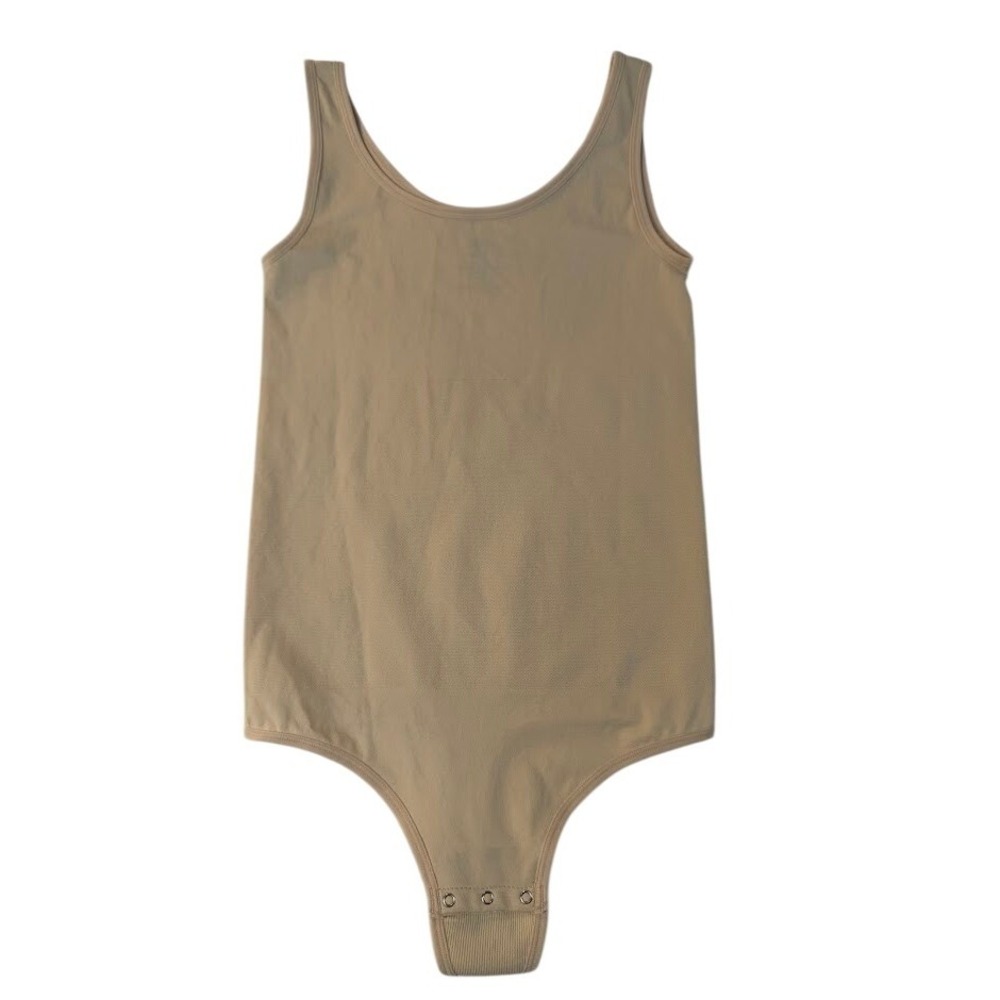Yummie Thong Bodysuit Sand Beige Seamless Tummy Control M/L NWT